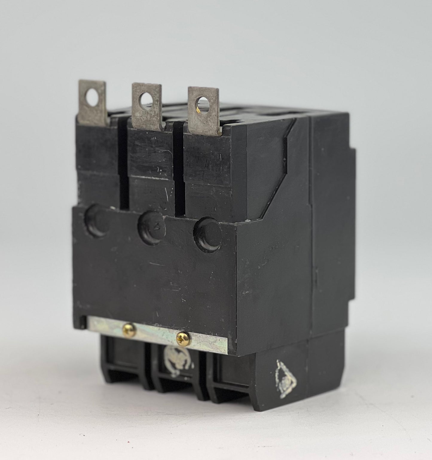 Eaton GHB3030 30 Amp 3 Pole Circuit Breaker Type GHB 240VAC Bolt On Mount