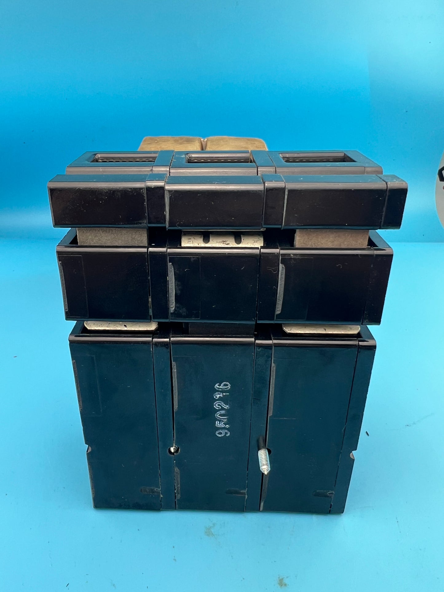 Challenger 200 Amp 3 Pole Type QFP24 Circuit Breaker GTE Sylvania 240V 200A *NEW