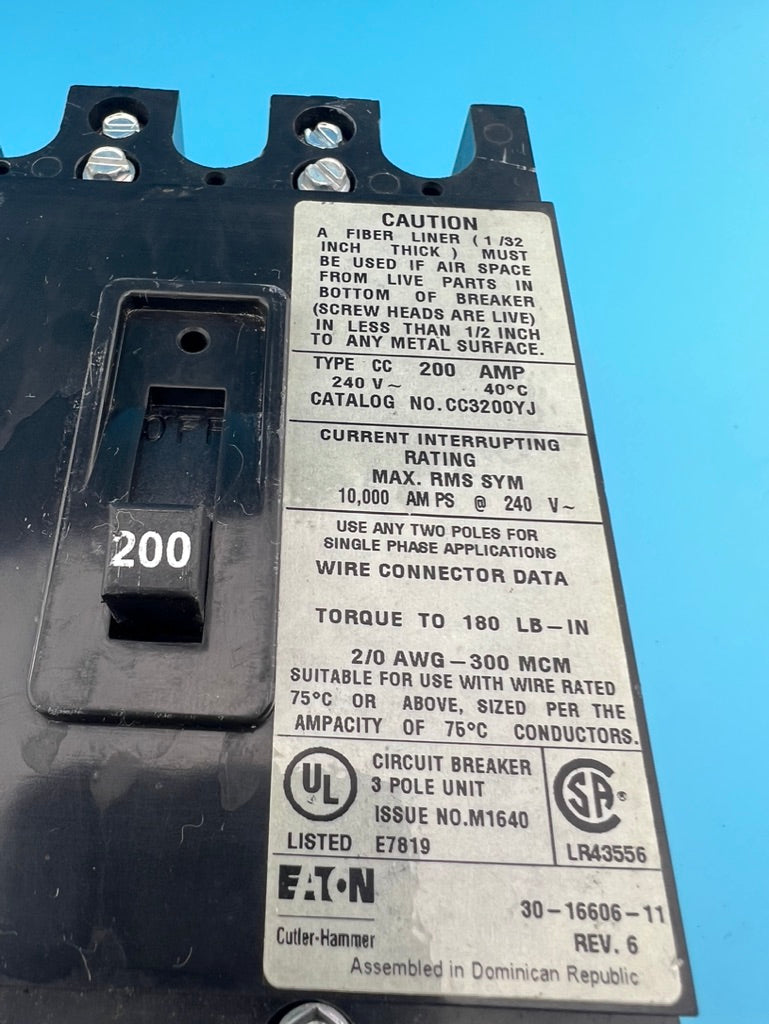 Eaton CC3200YJ 200 Amp 3 Pole Circuit Breaker 240V Type CC 200A 3P
