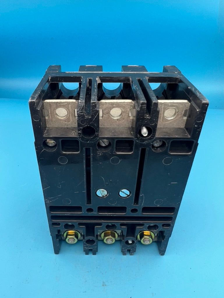 Eaton CC3200YJ 200 Amp 3 Pole Circuit Breaker 240V Type CC 200A 3P