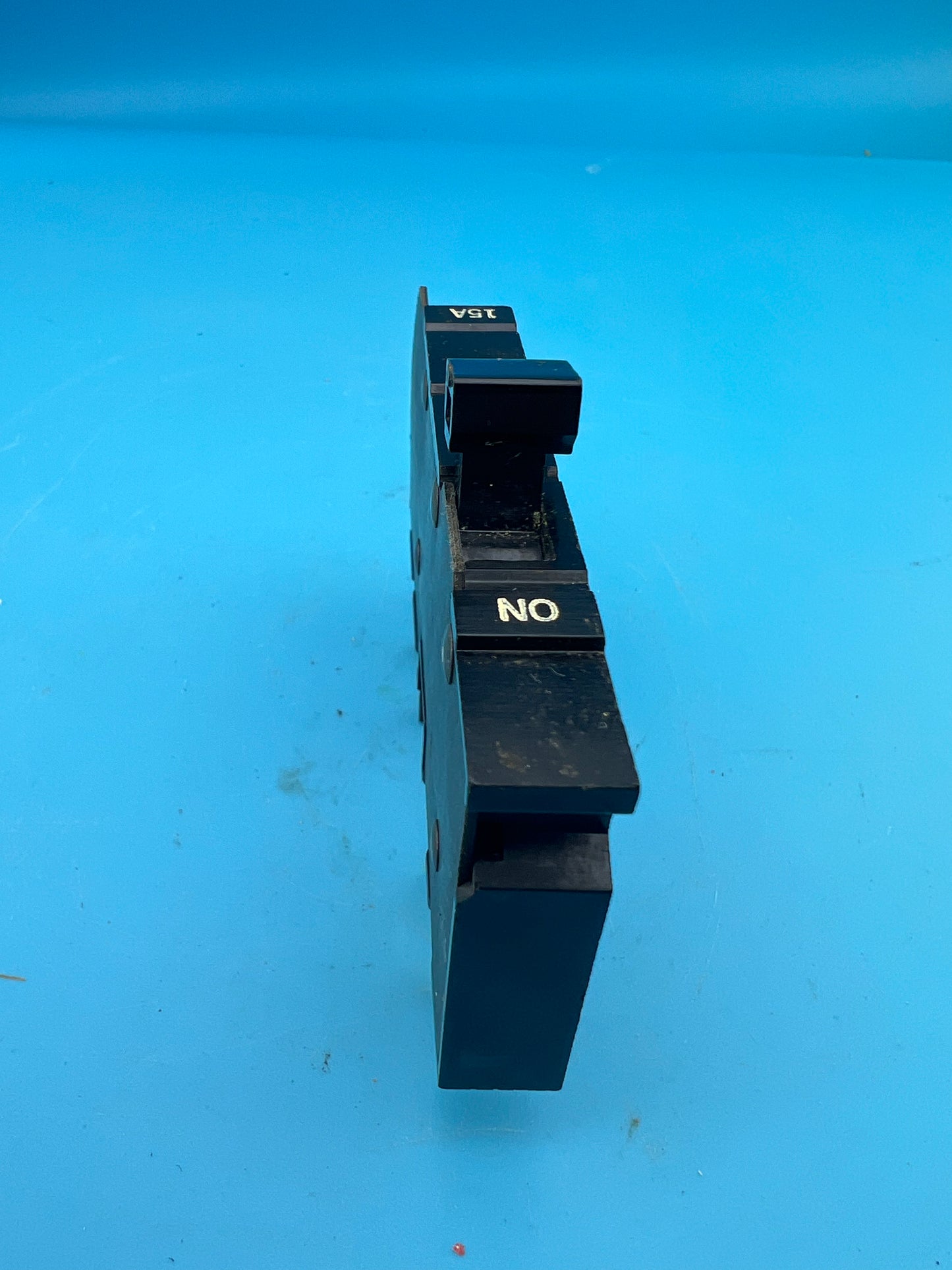 Square D 15 Amp 1 Pole Type XO Circuit Breaker Cutler Hammer 120VAC 15A 1P XO115