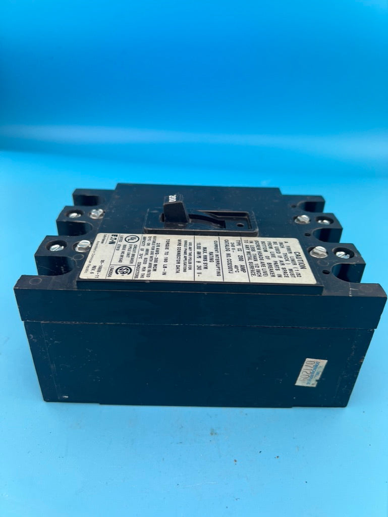 Eaton CC3200YJ 200 Amp 3 Pole Circuit Breaker 240V Type CC 200A 3P