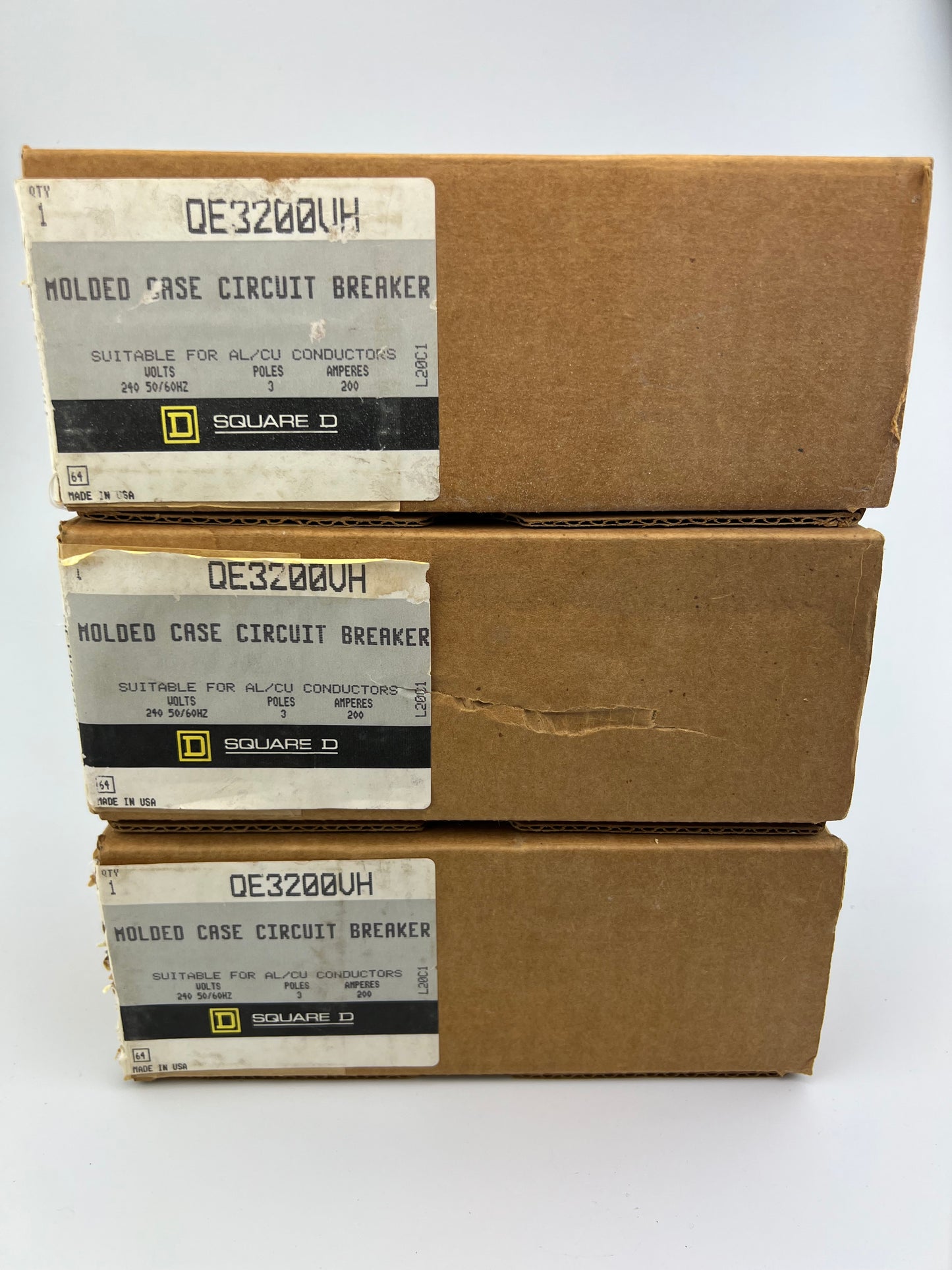 Square D QE3200VH 200 Amp 3 Pole Circuit Breaker QE6 240VAC 200A 3P BRAND NEW