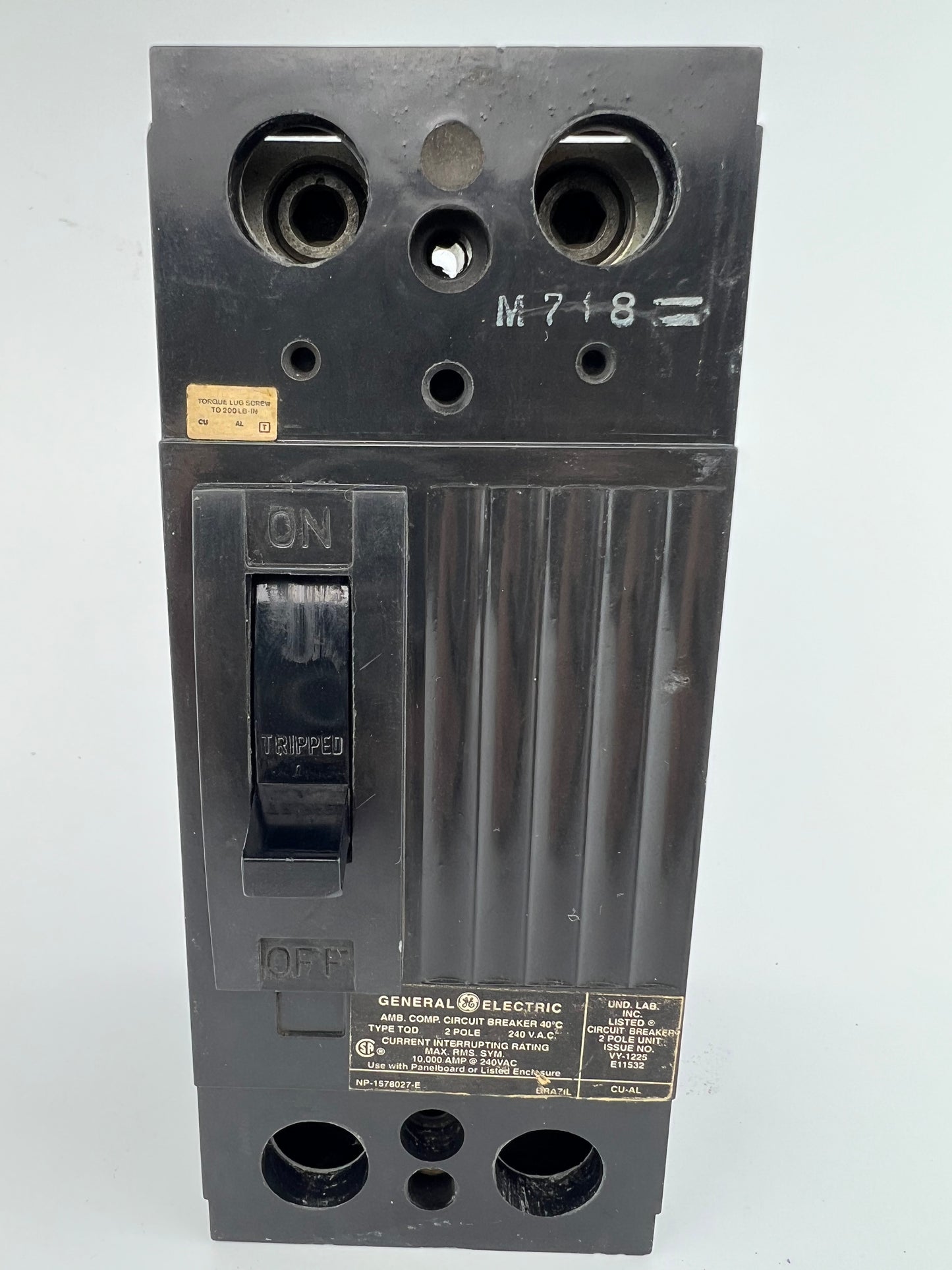 GE TQD22200 Circuit Breaker 200 Amp 2 Pole 240VAC General Electric 200A 2P
