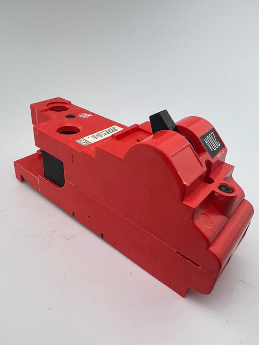 Murray Crouse-Hinds 200 Amp 2 Pole MD Circuit Breaker MD2200V 200A Face Down Lug