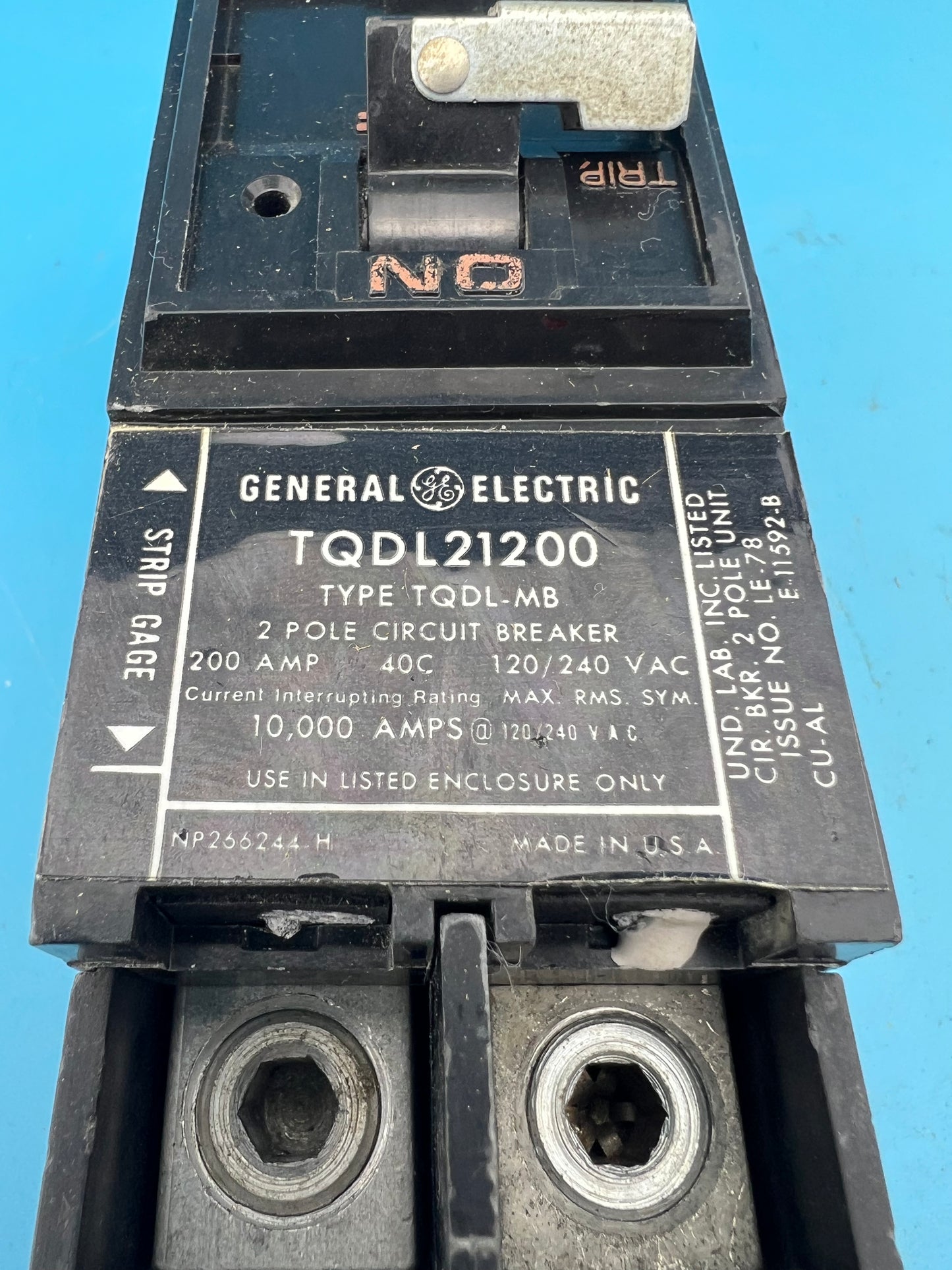 GE TQDL21200 200 Amp 2 Pole Circuit Breaker TQDL 240V General Electric Plug On