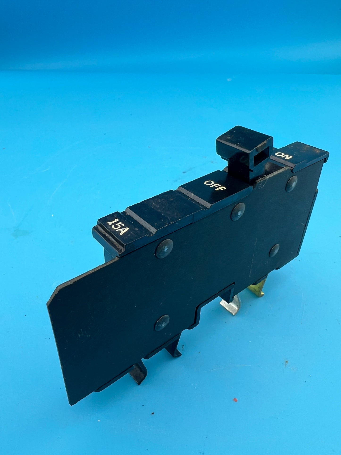 Square D 15 Amp 1 Pole Type XO Circuit Breaker Cutler Hammer 120VAC 15A 1P XO115