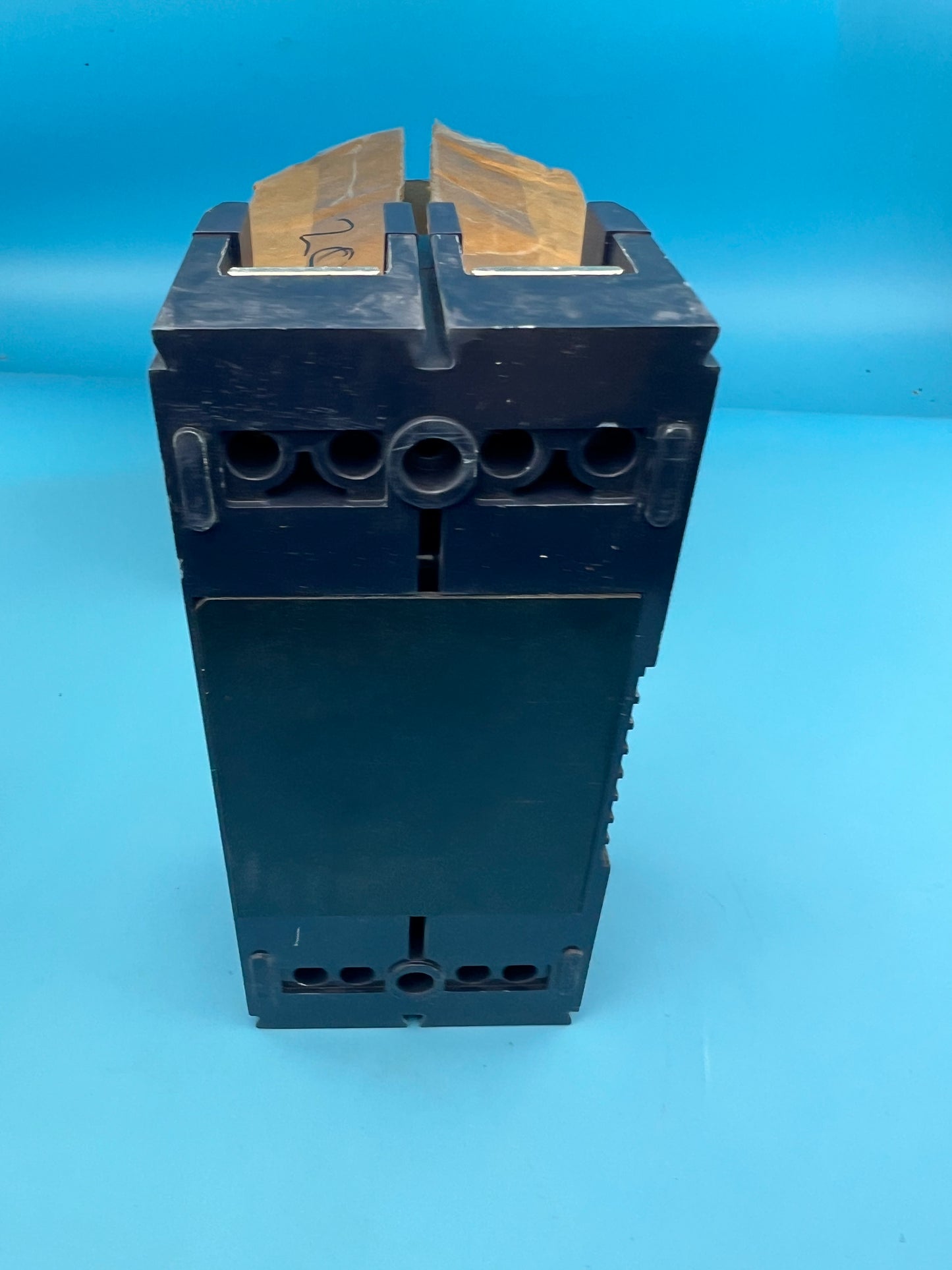 Generac GBU 202b 200 Amp 2 Pole Circuit Breaker 120/240V 225AF 2P 200A
