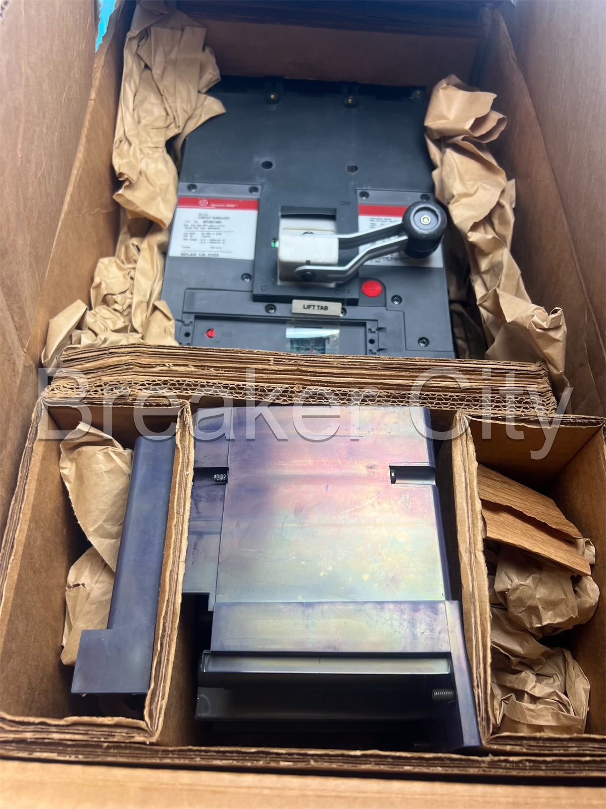 General Electric SKPA36AT0800 800 Amp 3 Pole Circuit Breaker GE 800A *NEW? READ